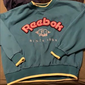 Authentic vintage reebok hoodie sweatshirtcrewneck